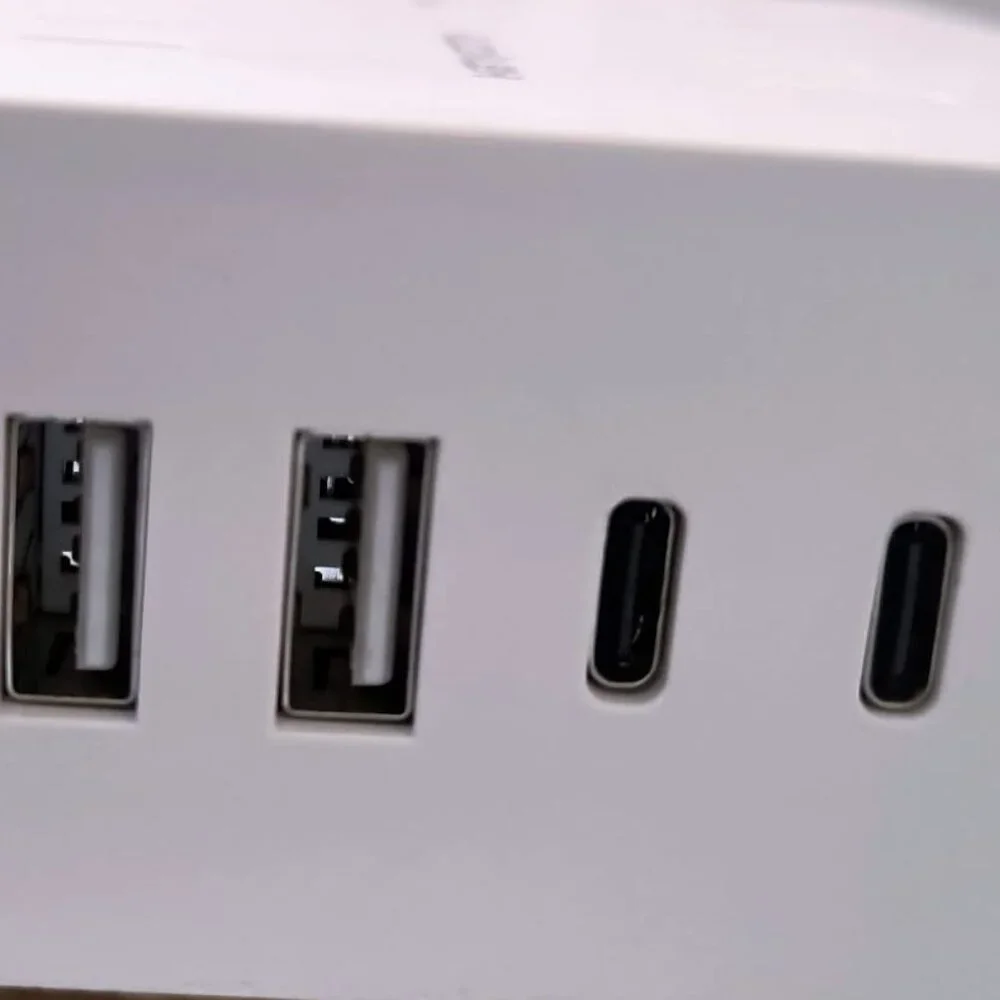 Flat Plug Power Strip with USB/Extension Cord